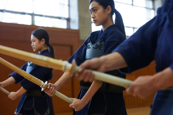 ボディーガードを目指して剣道をする少女たち