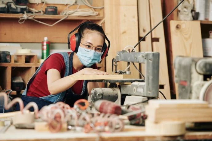 製鉄業界に向いている女性